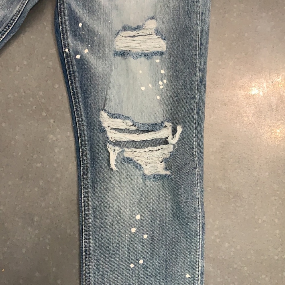 NWT Kancan jeans. Size 24, distressed straight leg fit. Never worn. - Picture 4 of 8